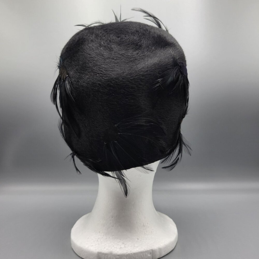 Vintage Black Feathered Cloche Fur Felt Hat By Brigitte Made In Italy - Picture 3 of 10